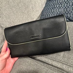 Vera Bradley Clutch